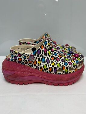 Crocs x Lisa Frank Classic Mega Crush Clog Pink Platform Leopard Size 7